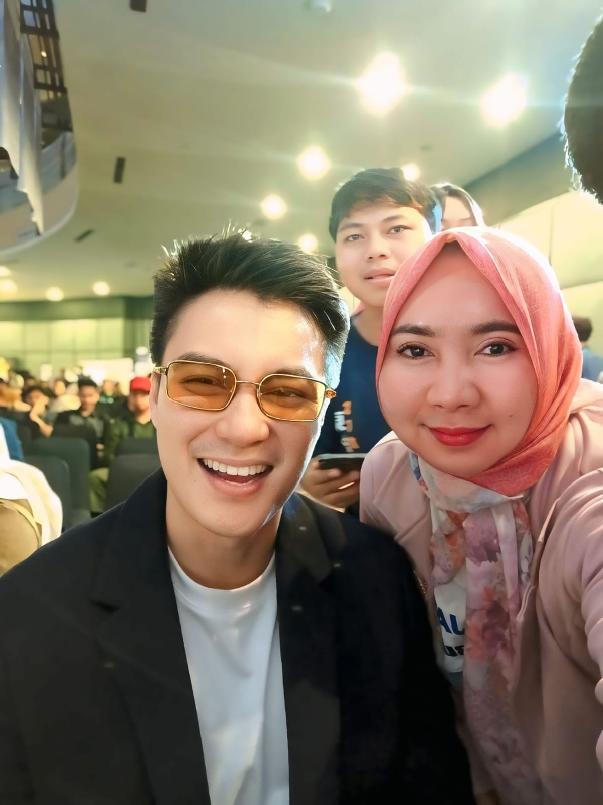 Momen Bahagia di Acara